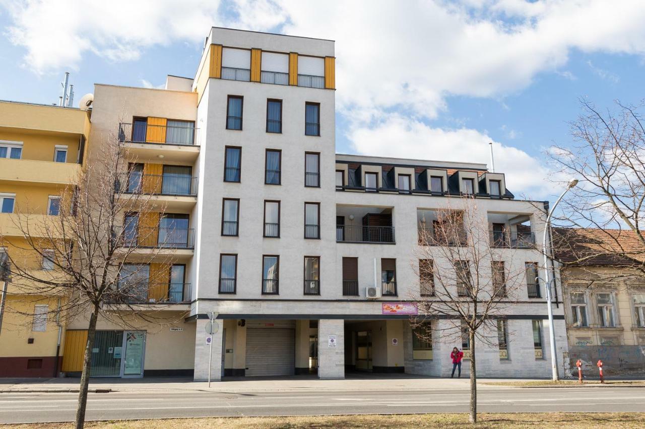 Mse Apartman Мишкольц Экстерьер фото